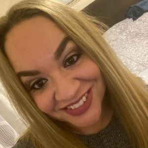 Meet your Posher, Veronica